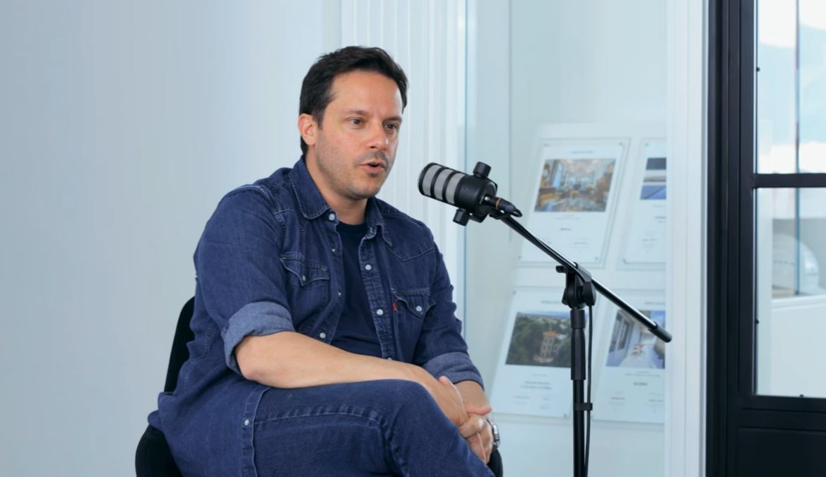 Μακαλιάς: «Δεν μπορεί η κρατική τηλεόραση να λειτουργεί με τους όρους της ιδιωτικής και να...»