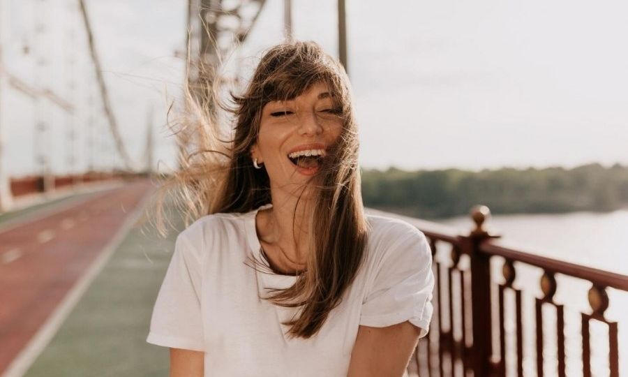 Οι μικρές, απλές πράξεις που μπορούν να μεταμορφώσουν μαγικά τη μέρα σου