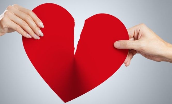 Είναι οριστικό! Αυτό το ζευγάρι χωρίζει μετά από εννιά χρόνια