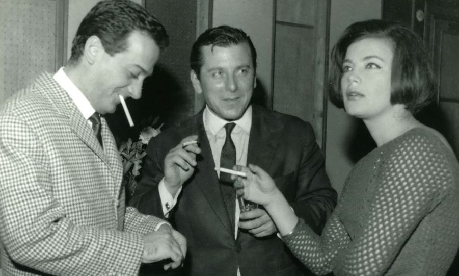 Έχω και ομοίωμα... πάμε μια βόλτα; Ο Βουτσάς έγινε κέρινο άγαλμα στο μουσείο-Η εργασία των 6 μηνών