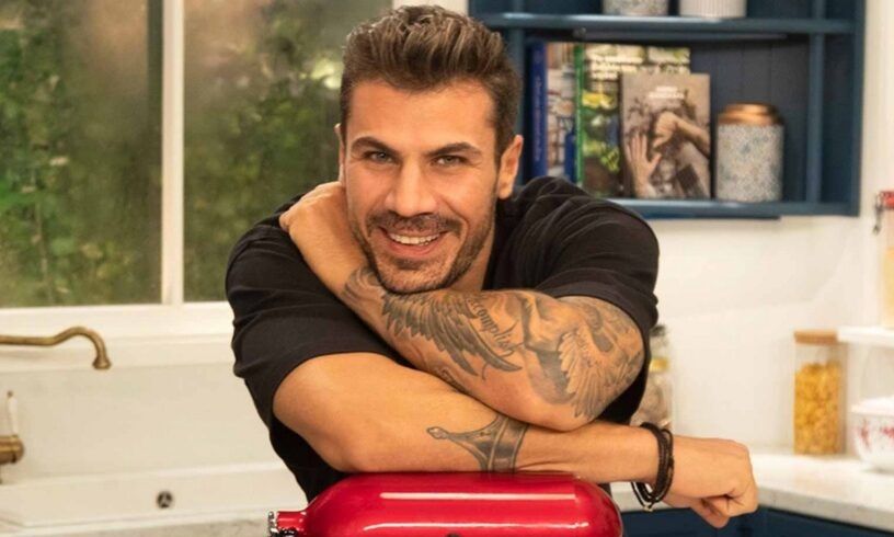 Το «MasterChef» γίνεται… 10 χρονών και στο Star θέλουν τον Άκη Πετρετζίκη σε ειδικό ρόλο