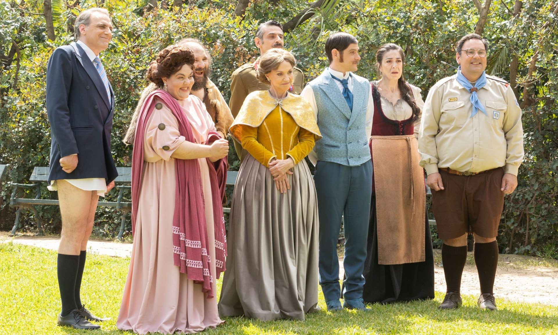 Τα Φαντάσματα: Τα πρώτα τρέιλερ στον αέρα του Star - Δείτε πλούσιο backstage υλικό από τα γυρίσματα