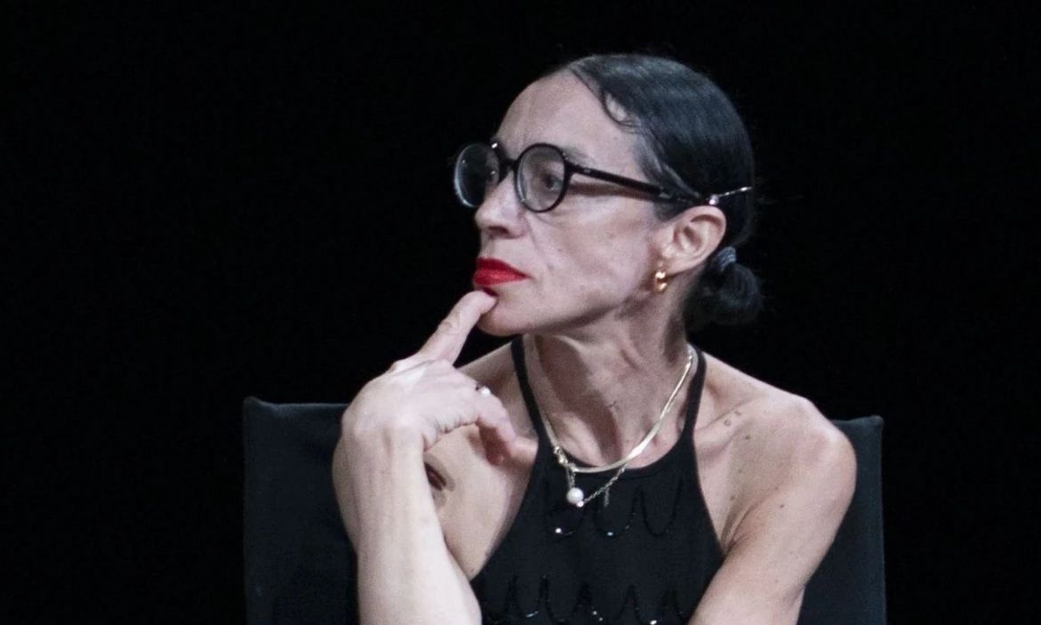 Έλενα Τοπαλίδου: «Ήμουν αυτοκαταστροφική, είχα πάντα την αίσθηση της τιμωρίας του εαυτού μου»