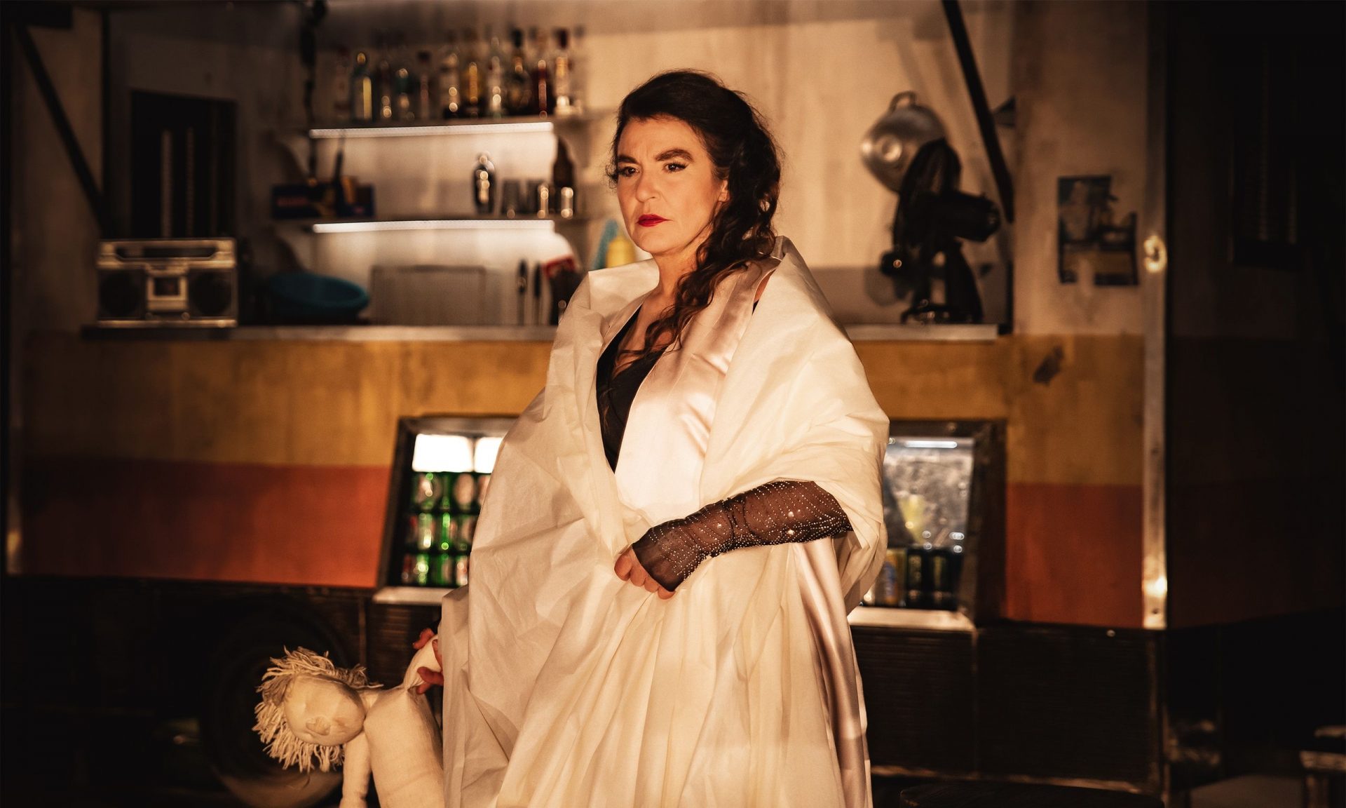 Καλοκαιρινή περιοδεία σε όλη την Ελλάδα: Σε πανελλήνια πρώτη παρουσίαση «Ελένη - Η δίκη μιας πόρνης»