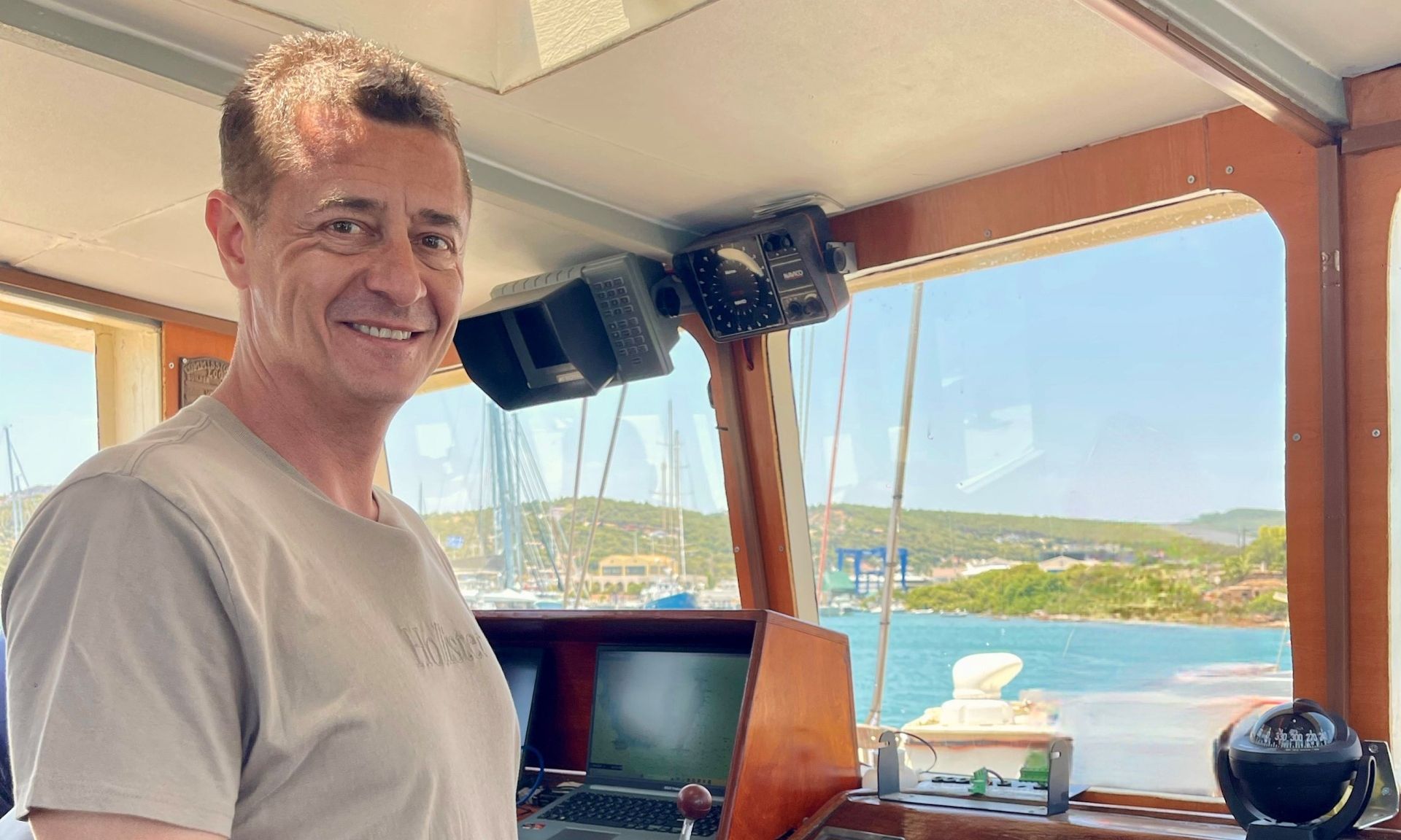 Αυτοψία: «Ο αργός θάνατος της ελληνικής θάλασσας»