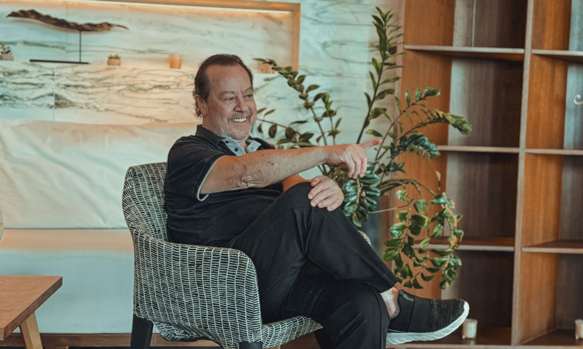 Γιάννης Πάριος - «Τα Θαλασσινά του Πάριου»: No.1 σε πωλήσεις ο δίσκος του καλοκαιριού