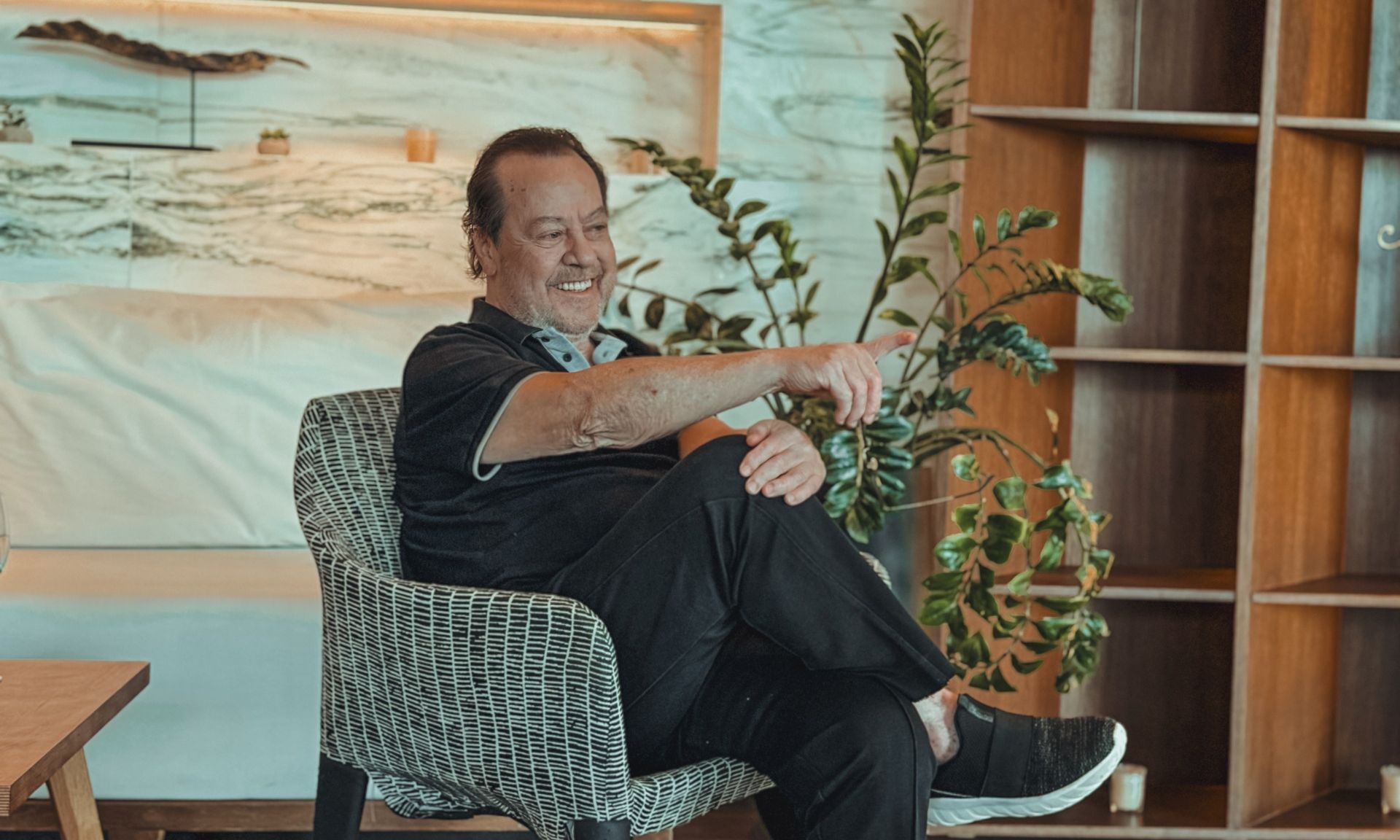 Γιάννης Πάριος - «Τα Θαλασσινά του Πάριου»: No.1 σε πωλήσεις ο δίσκος του καλοκαιριού