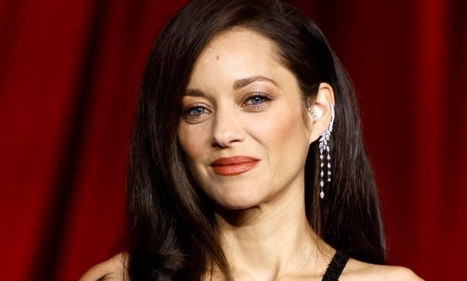 Η σειρά «The Morning Show» επιστρέφει & η Μαριόν Κοτιγιάρ είναι η νέα προσθήκη στο καστ