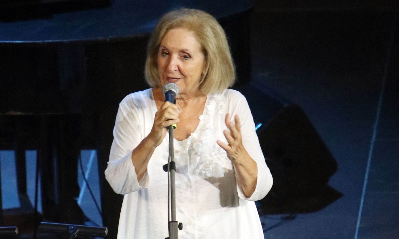 «Ραγίζει καρδιές» η Ρουγγέρη για την απώλεια του συζύγου της: «Είναι πληγή μέσα μου... Τρελαίνομαι»