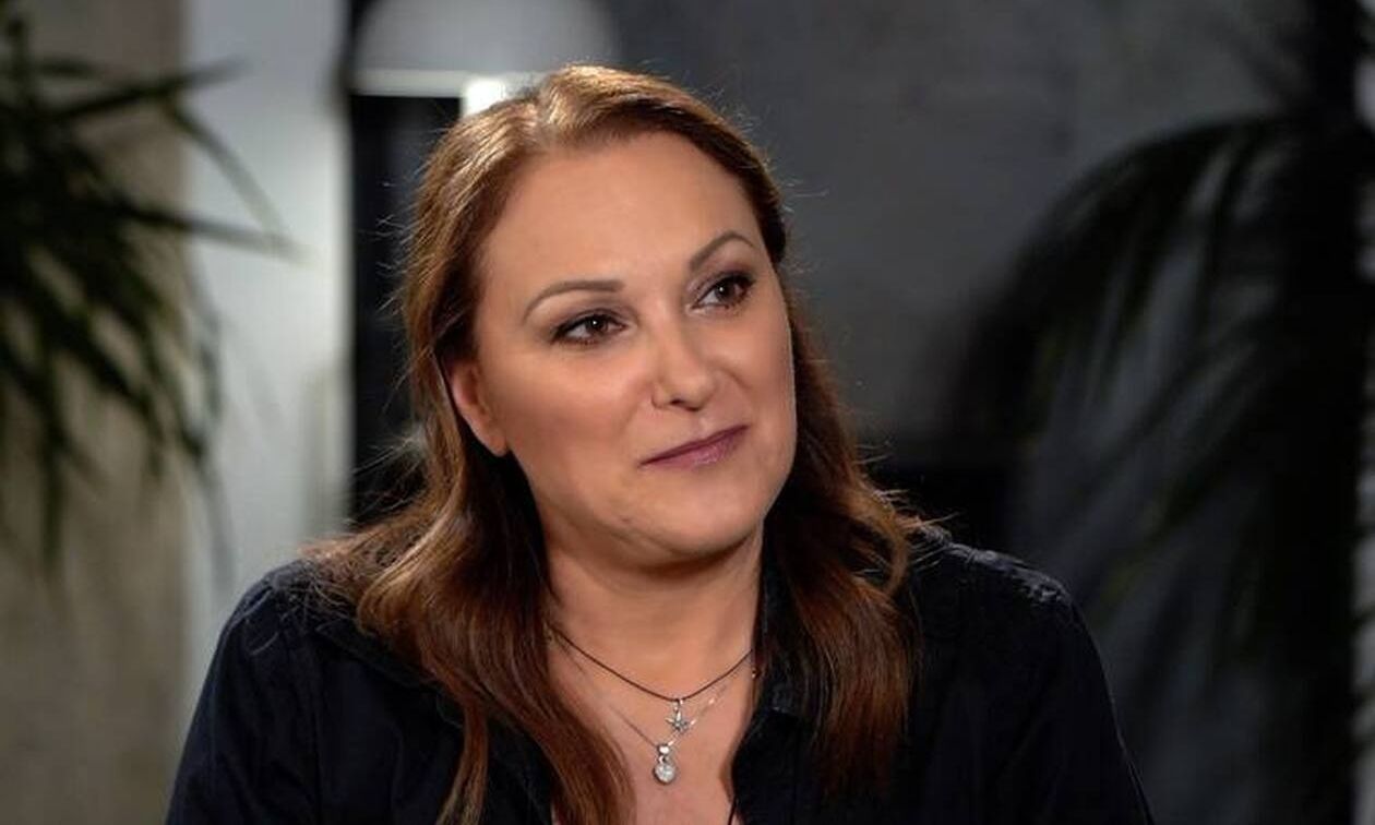 Βίκτωρας Κωνσταντάκης: Κλώνος της μαμάς του Ρένιας Λουιζίδου ο 25χρονος!