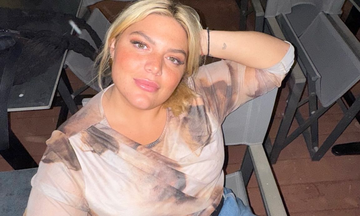 Δανάη Μπάρκα: Η δημόσια εξομολόγηση, το σ' αγαπώ και οι φωτογραφίες με την βαφτιστήρα της