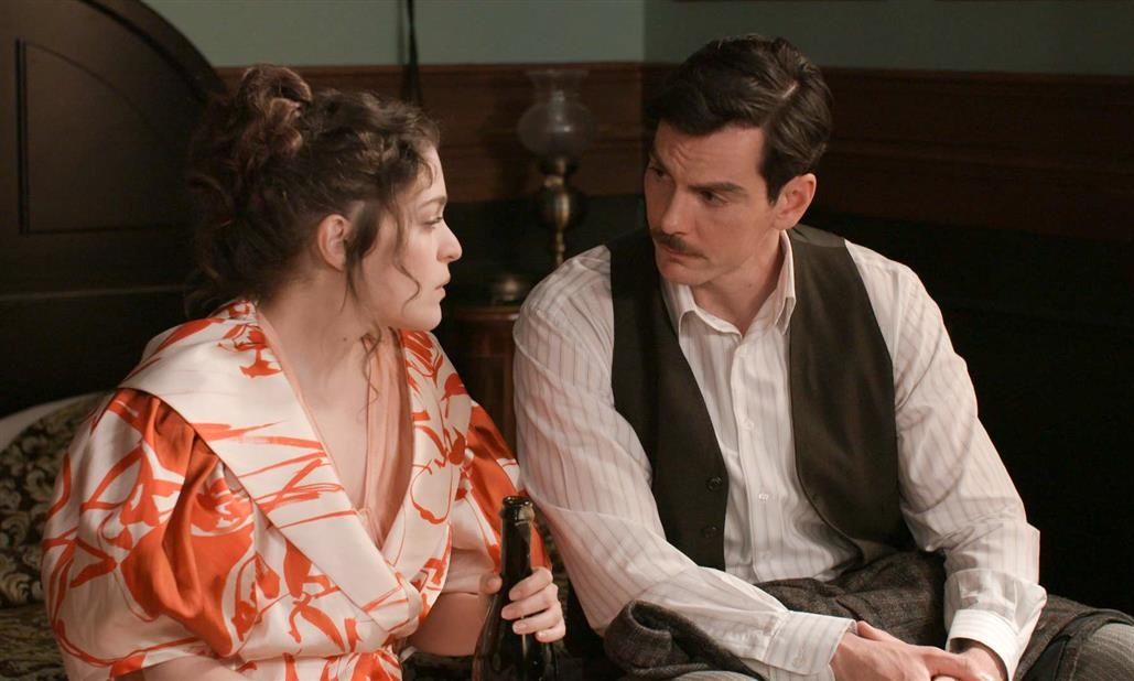 Grand Hotel: Ο Πέτρος χαροπαλεύει και η Αλίκη παλεύει για να τον σώσει