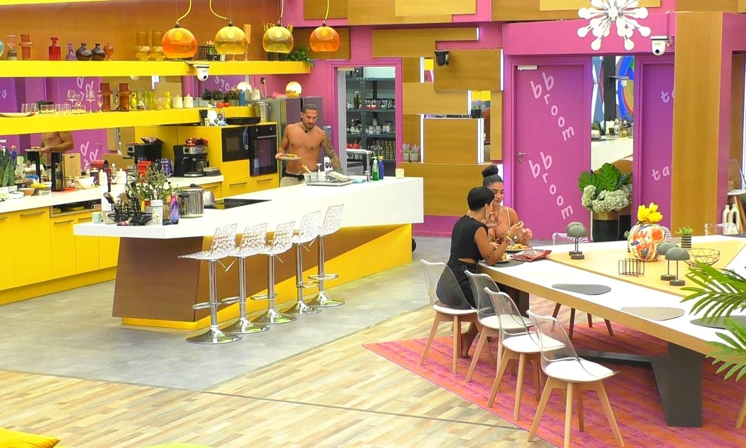 Big Brother: Επιστρέφουν τέσσερις συγκάτοικοι