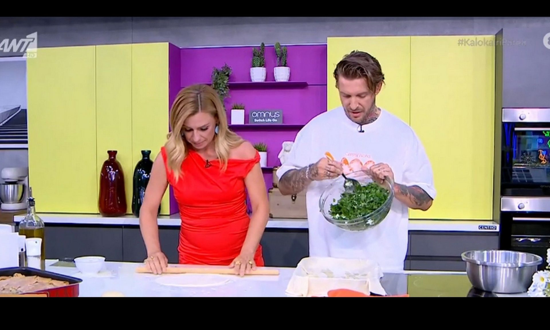 «Σείστηκε» το πλατό! Η Καραβάτου άνοιξε φύλλο, συγκινήθηκε που τα κατάφερε και καταχειροκροτήθηκε