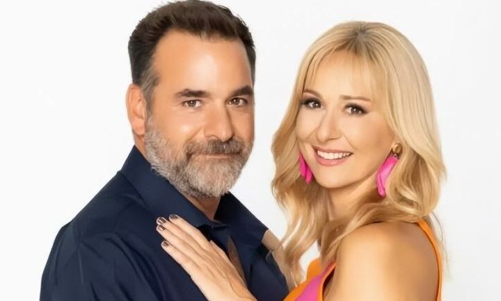 Μην αρχίζεις τη μουρμούρα:  Το αυτοκίνητο του Μπάμπη πέφτει σε λακκούβα και παθαίνει ζημιά