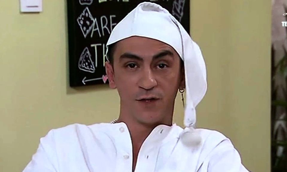 Μην αρχίζεις τη μουρμούρα: Ο Κανάτης κολλάει τον Άγγελο με μια μεταδοτική ασθένεια