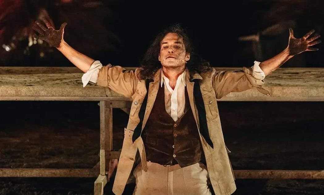 O Αιμιλιανός Σταματάκης θα υποδυθεί τον Νίκο Ξυλούρη στο θέατρο Ήβη