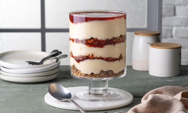 Trifle χωρίς ζάχαρη από τον Άκη Πετρετζίκη