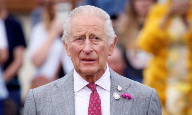 Ο βασιλιάς Κάρολος απένειμε σε πεντάστερο ξενοδοχείο του Λονδίνου επικαιροποιημένο βασιλικό ένταλμα