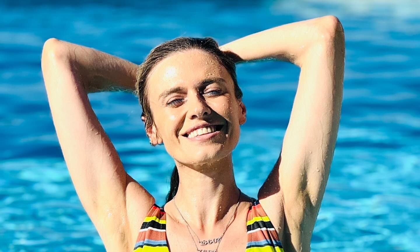 Μαρκέλλα Γιαννάτου: Διακοπές με την κόρη της στην Κέρκυρα