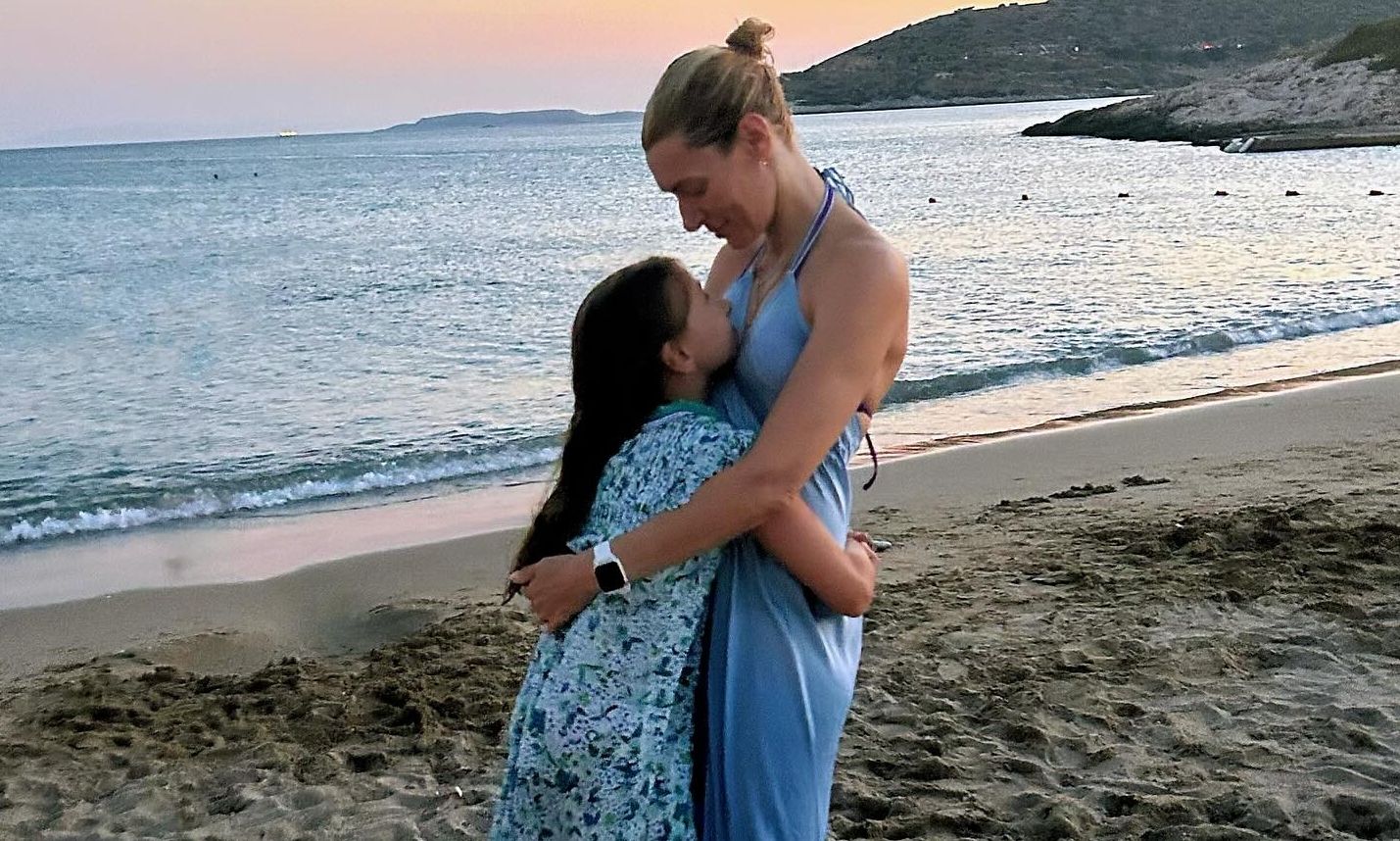 Ζέτα Δούκα: «Δεν αντέχω… Δεν μπορώ να κλείσω ούτε αυτιά ούτε μάτια»