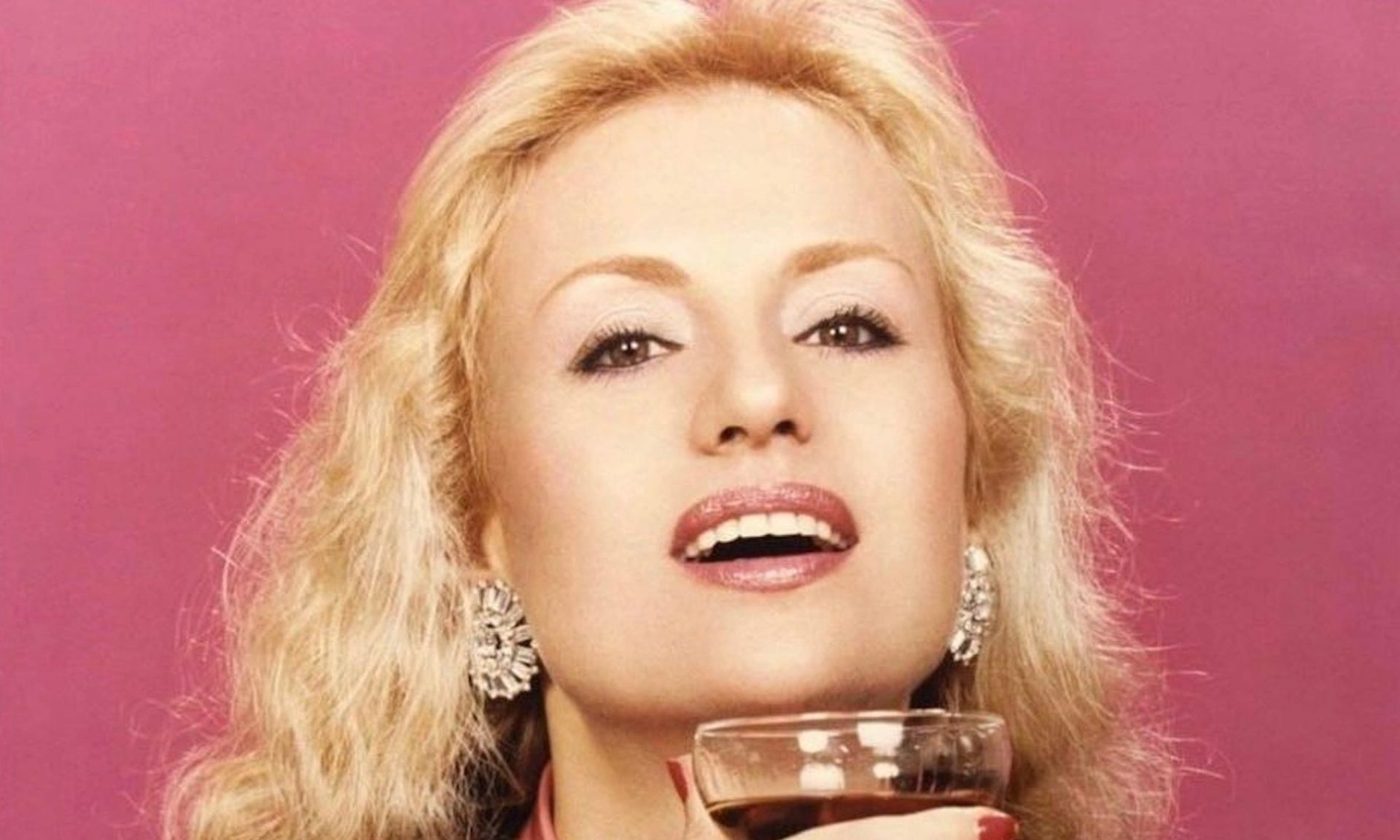 Σαν σήμερα «έφυγε» η Βίκυ Μοσχολιού – Το τραγούδι που την καθιέρωσε & οι τελευταίες της επιθυμίες!