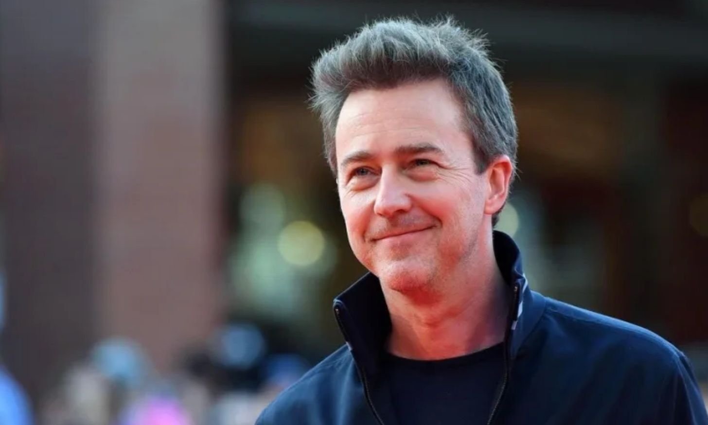 Έντουαρντ Νόρτον: Γίνεται 56-Η καριέρα που τον απογείωσε, η σχέση με τη Σάλμα Χάγιεκ & το Fight Club