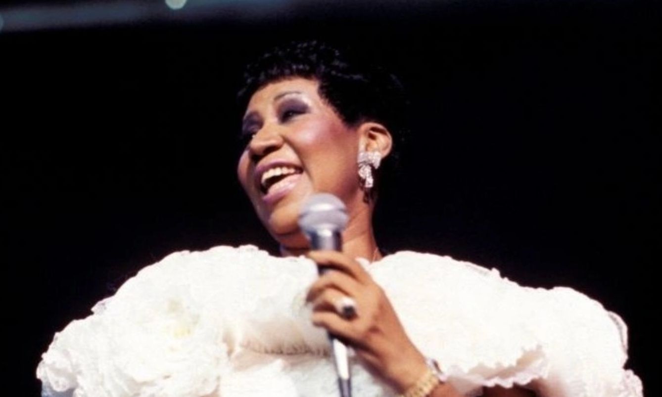 Σαν σήμερα έφυγε η Αρίθα Φράνκλιν – Η «Βασίλισσα της Σόουλ» που συγκλόνισε τον κόσμο με τη φωνή της