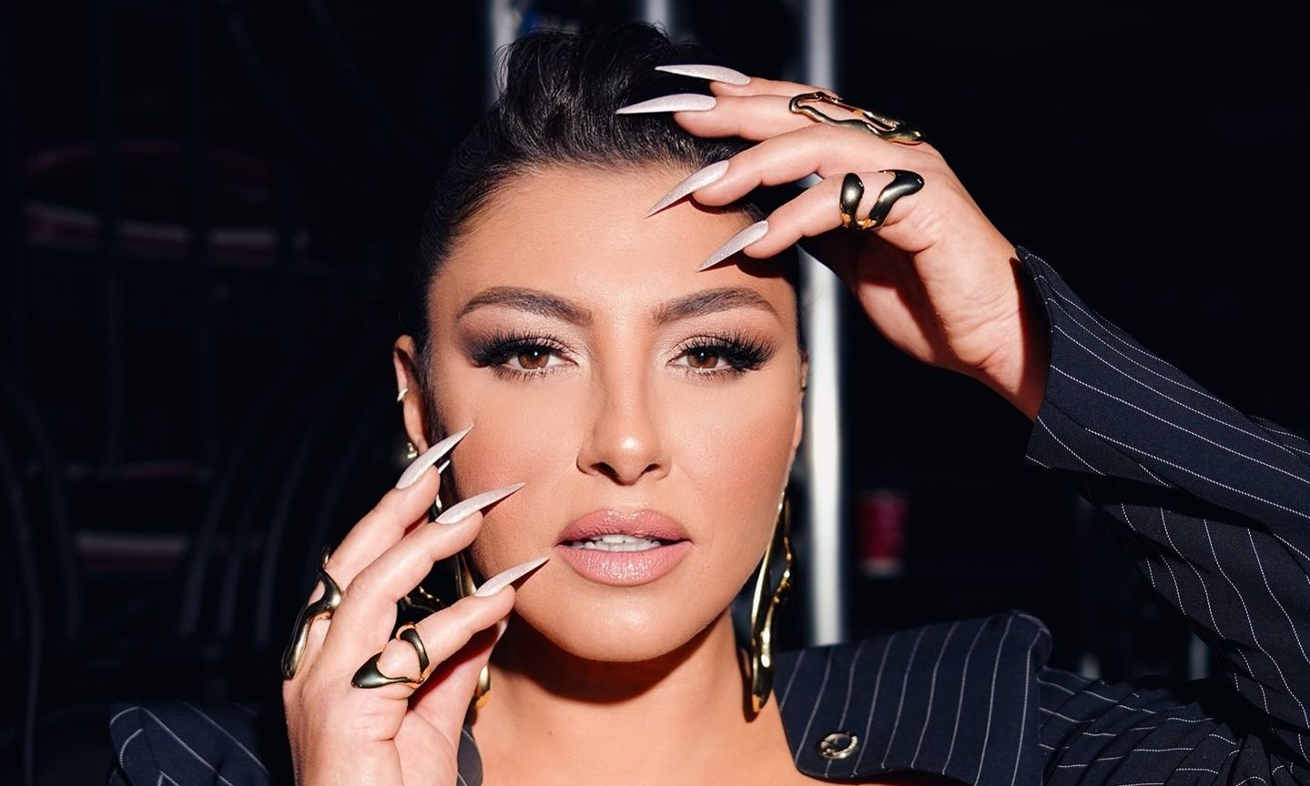 Έλενα Παπαρίζου: Το πάρτι - έκπληξη και η τούρτα... Together Forever!