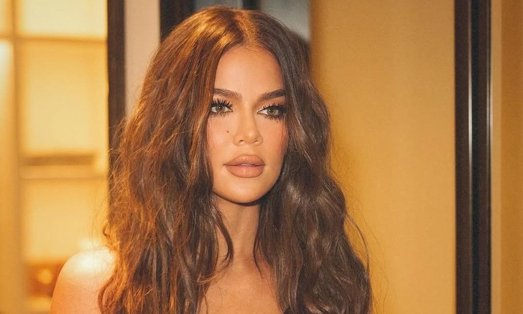 Η Κλόε Καρντάσιαν εξήγησε ότι σταμάτησε να επεξεργάζεται τις φωτό της γιατί έμοιαζε με καρτούν!