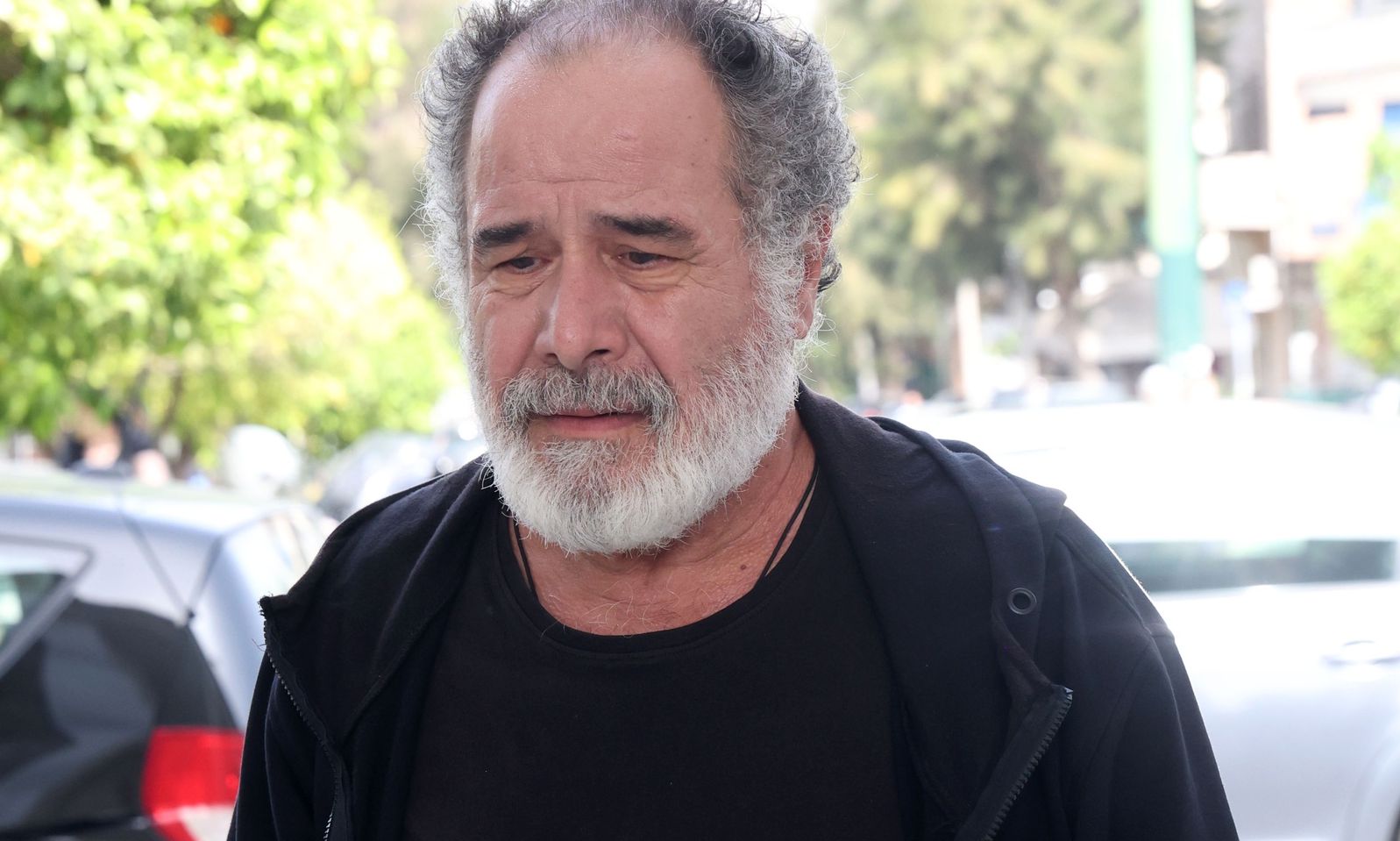 Θοδωρής Κατσαφάδος: «Δεν αντέχω να βλέπω ειδήσεις στην τηλεόραση»