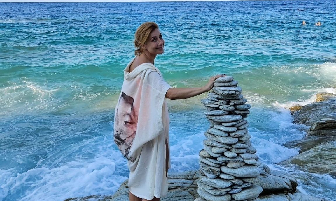 Ευδοκία Ρουμελιώτη: Τα γενέθλιά της τη βρήκαν στην πιο όμορφη αγκαλιά - Το τρυφερό μήνυμα & το πάρτι