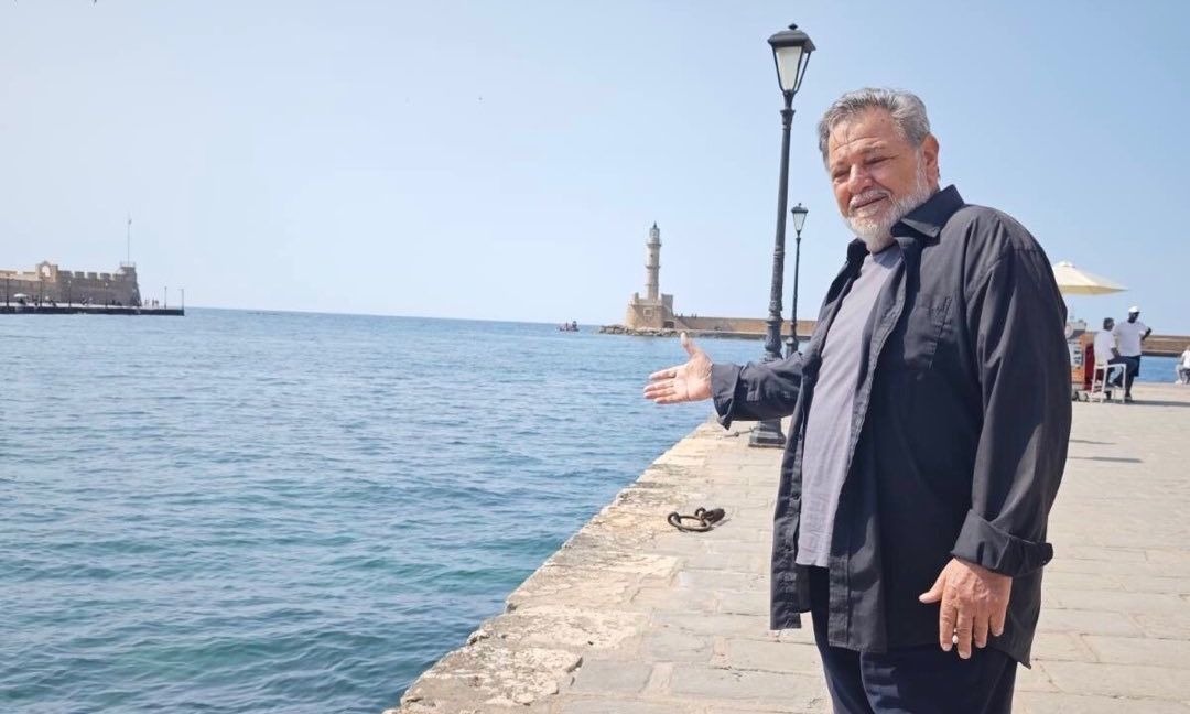 Γιώργος Παρτσαλάκης: Διακοπές στη Λεβεντογέννα Κρήτη - Σε πανηγύρι με αντικριστό, ρακή & πεντοζάλη