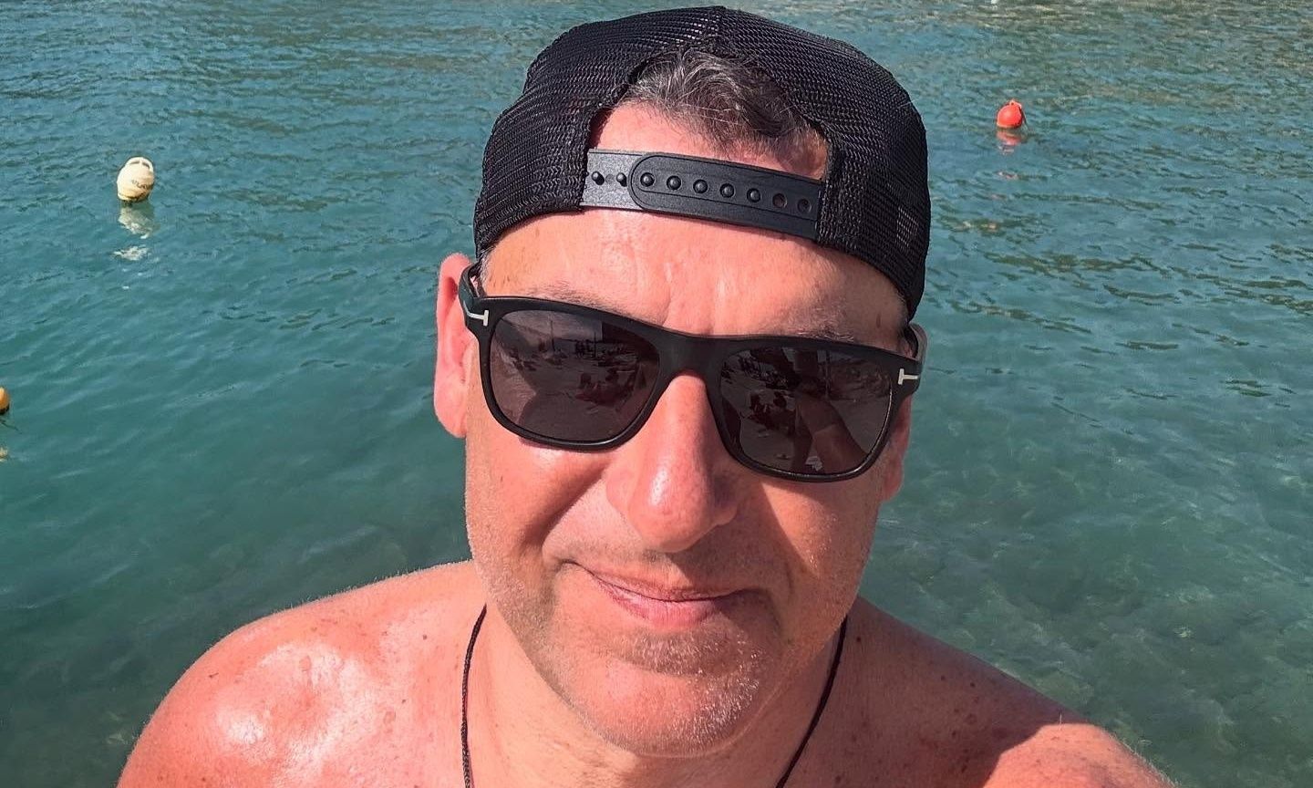 Λιάγκας: Οι... απρόσμενοι επισκέπτες στο σπίτι του στην Τήνο - «Καλώς τα κορίτσια»