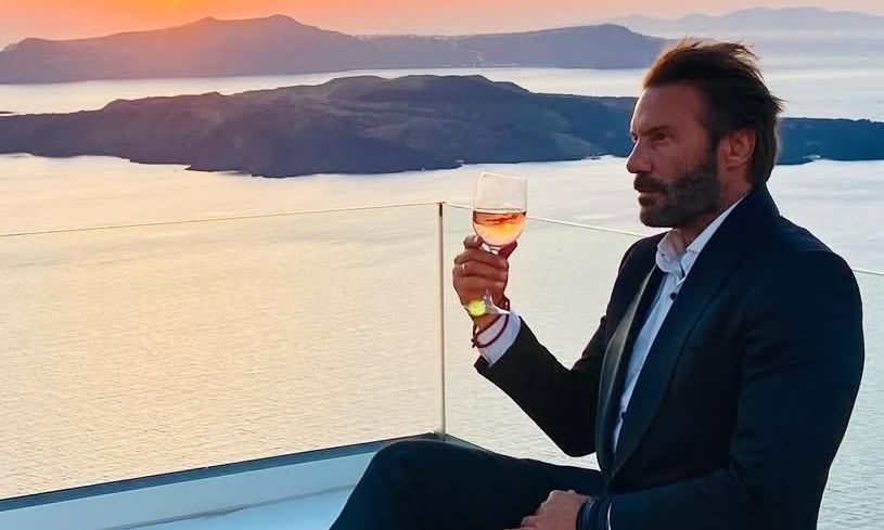 Ένας αμετανόητα ερωτευμένος ο Τζώρτζογλου - Η μακροσκελής ανάρτηση