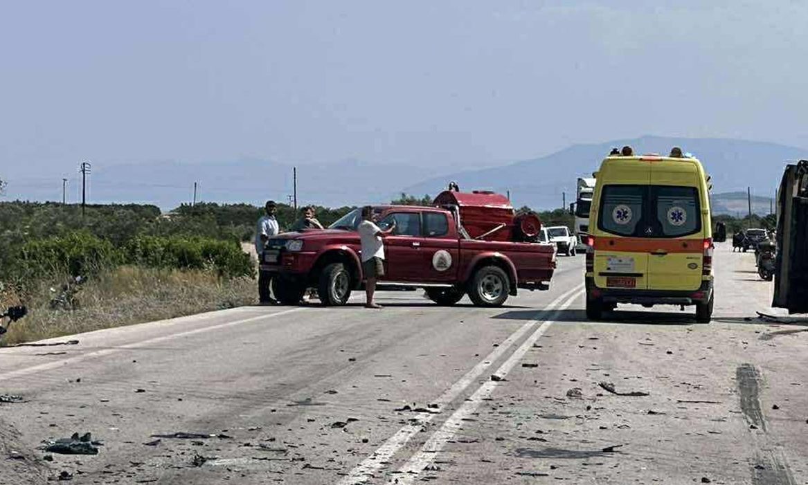 Σκοτώθηκε σε τροχαίο ο φωτορεπόρτερ Γιάννης Δημητράς - Στην εντατική η σύζυγός του