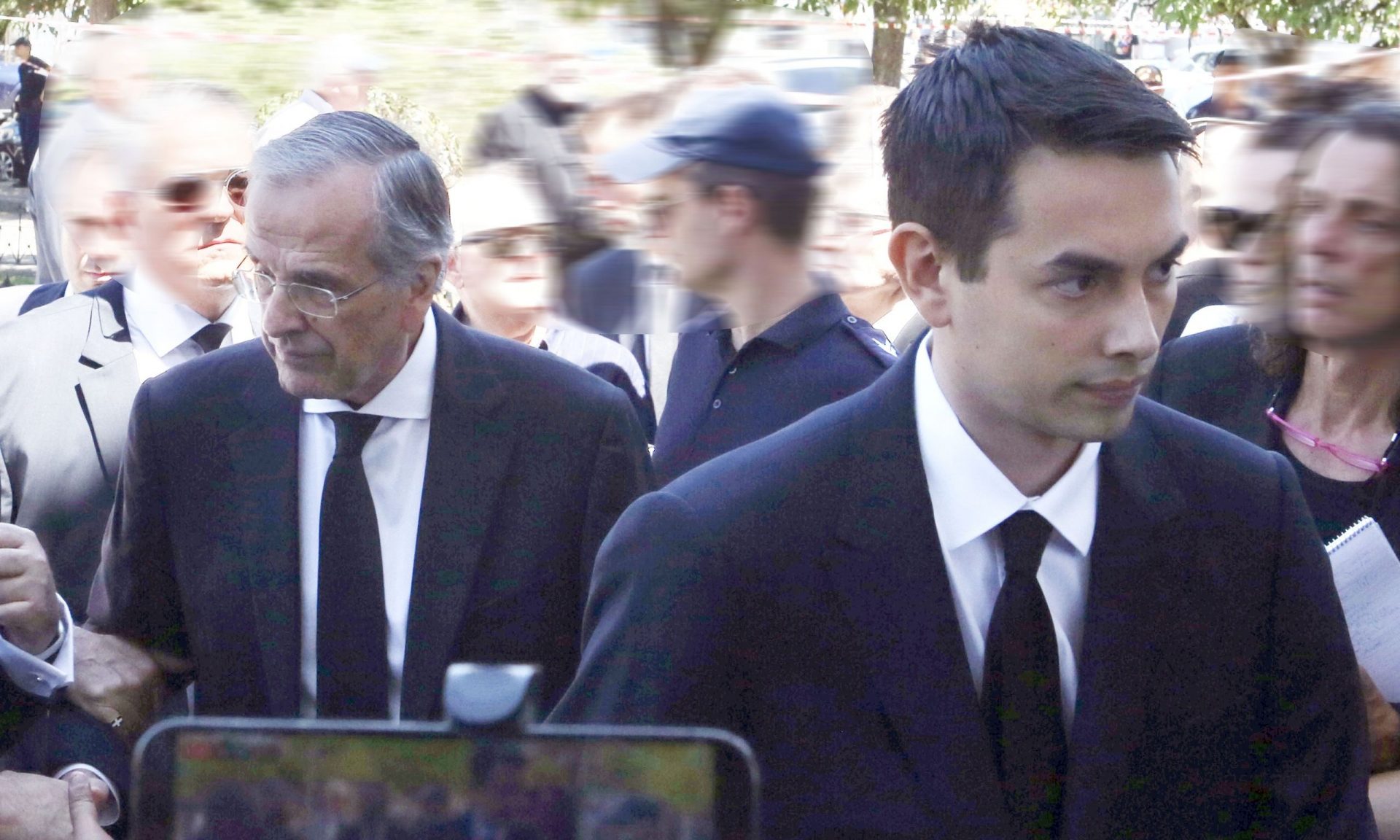 Λένα Σαμαρά: Το ευχαριστώ του Κώστα Σαμαρά μετά την κηδεία της αδελφής του