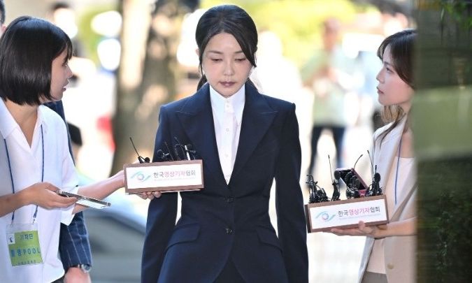 Η άλλοτε Πρώτη Κυρία της Νότιας Κορέας θα περάσει την πρώτη της ημέρα στη φυλακή