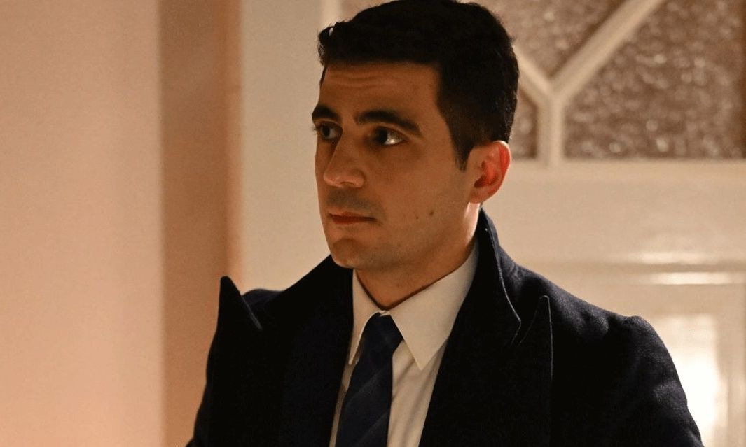 Άγιος έρωτας: Τα κρυφά οικογενειακά μυστικά έρχονται στο φως- Ο Χάρης στη φυλακή