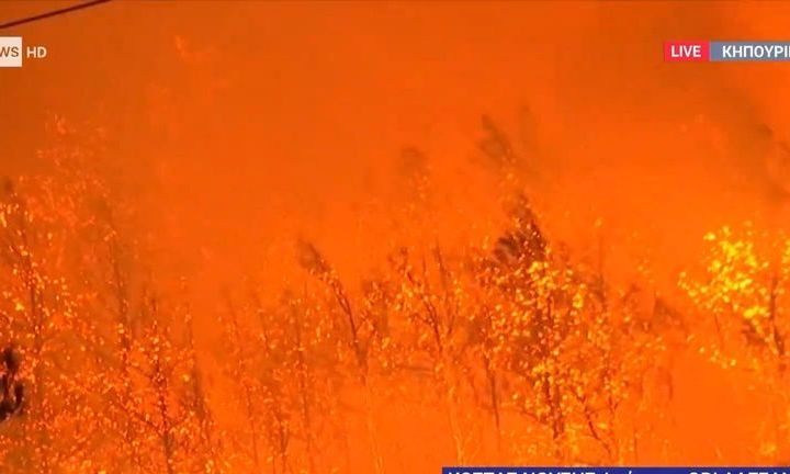 Πάτρα, Φιλιππιάδα και Χίος στις φλόγες – Η εφιαλτική νύχτα και οι τεράστιες καταστροφές