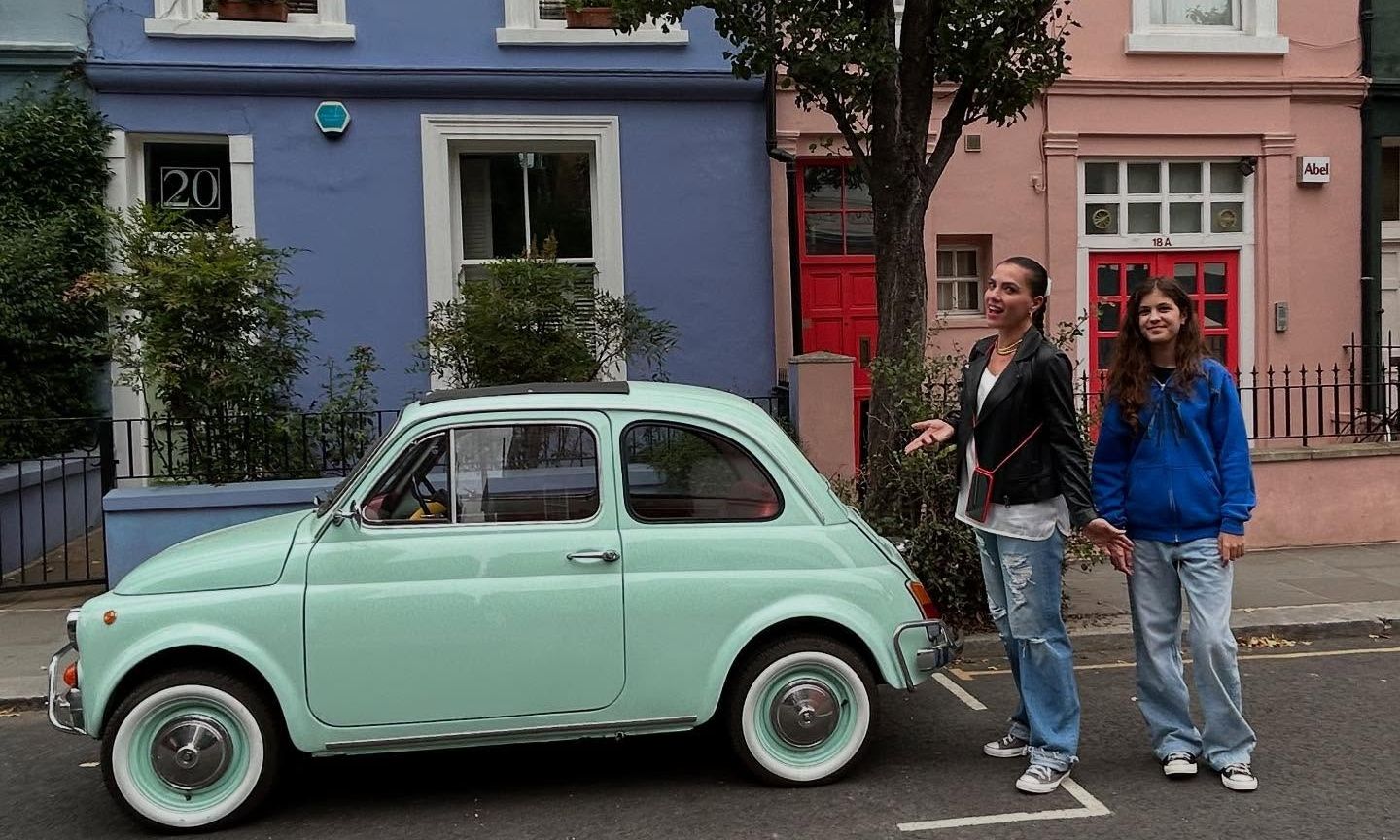 Φωτεινή Δάρρα: Η κόρη της, Ρωξάνη, θα σπουδάσει μιούζικαλ & είναι μαζί στο West End του Λονδίνου