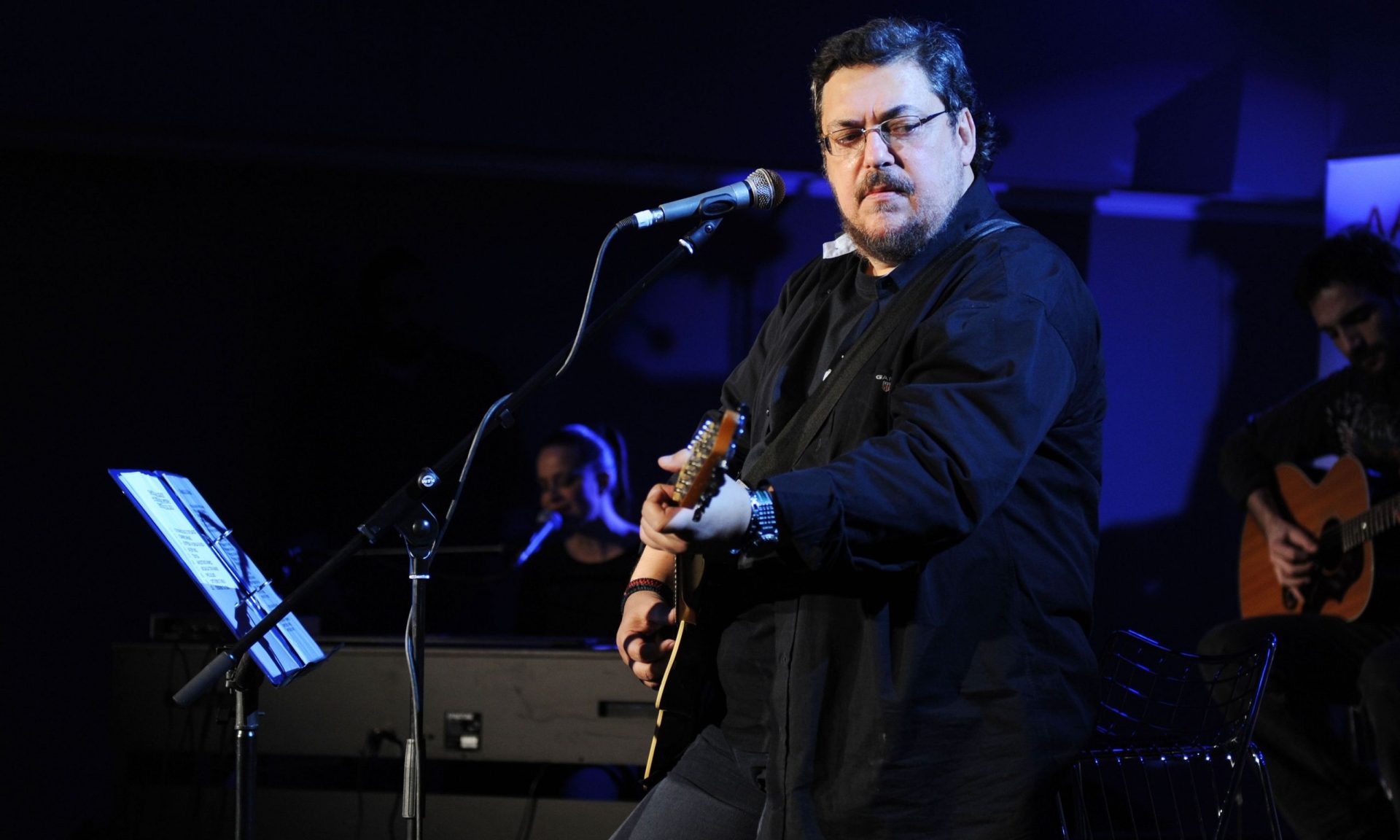 Έξι χρόνια χωρίς τον Λαυρέντη Μαχαιρίτσα! Και είναι σαν να μην «έφυγε» ποτέ!