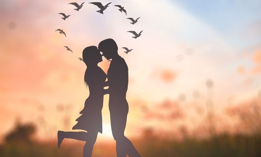 Είναι νέο ζευγάρι και αυτό είναι το τρυφερό στιγμιότυπο από τις διακοπές του στην Κρήτη