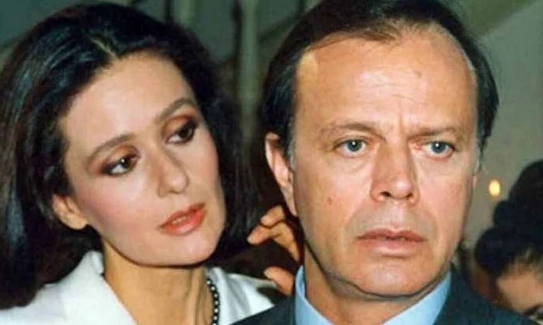 Σαν σήμερα προβλήθηκε το πρώτο επεισόδιο της Λάμψης-Οι 150.000 σελίδες διαλόγων & οι 1.500 ηθοποιοί