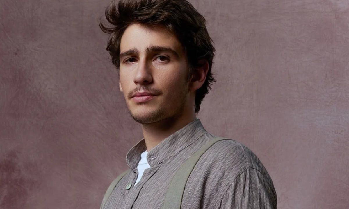 Ηλέκτρα: Ο άγνωστος γιος του Βρεττού φτάνει στην Αρσινόη και ξελογιάζει την Ουρανία