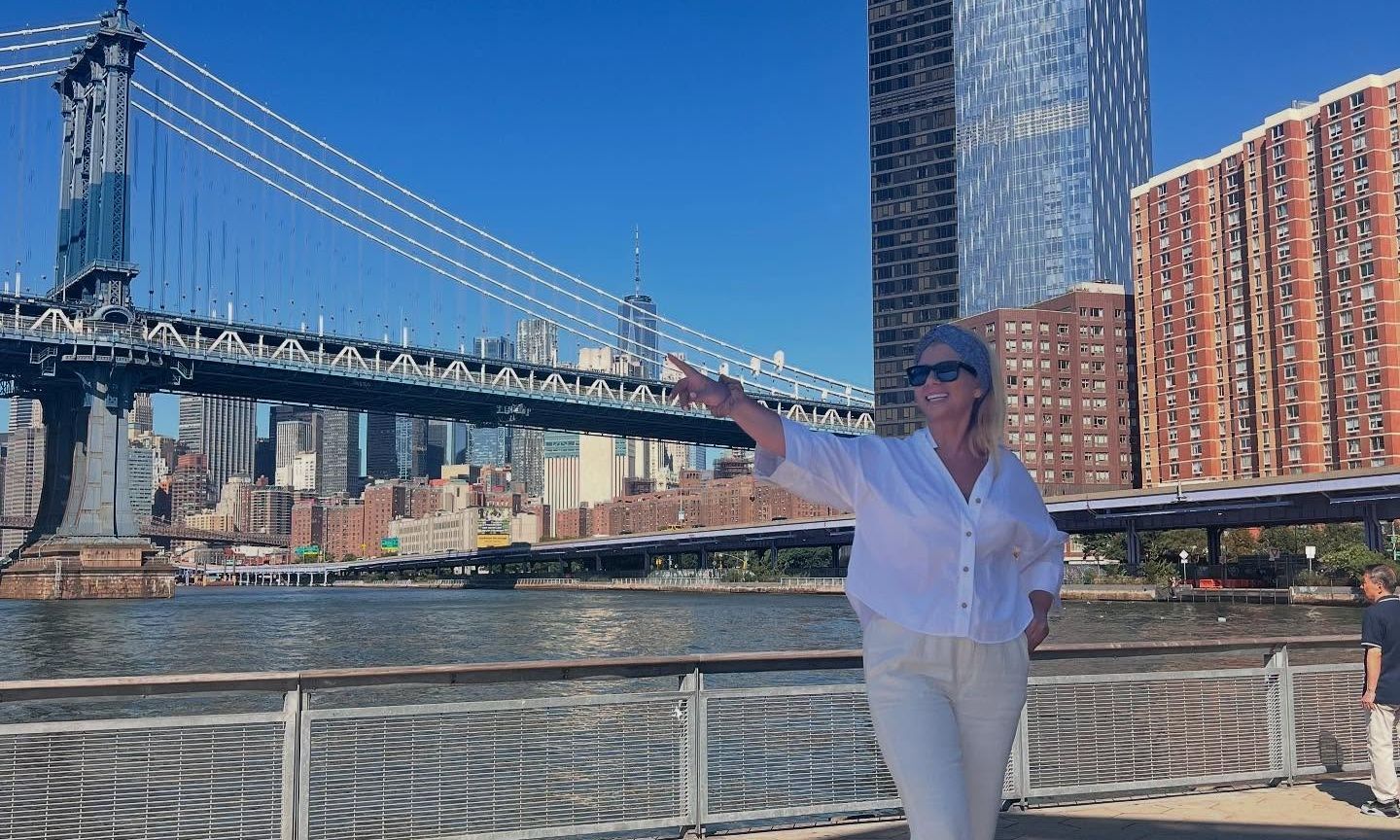 Η Ζήνα Κουτσελίνη στις Ηνωμένες Πολιτείες – Οι φωτό στο Μανχάταν με φίλους