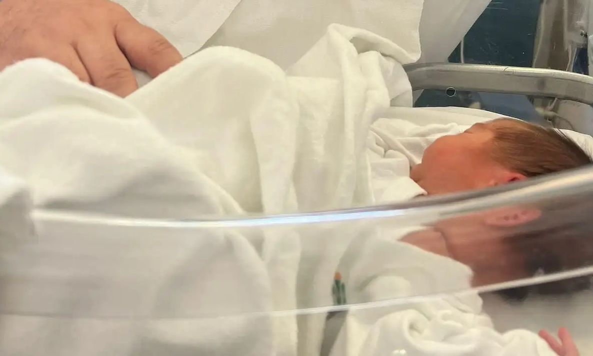 Γεννητούρια στην ελληνική showbiz - Μέλος των Kings έγινε μπαμπάς