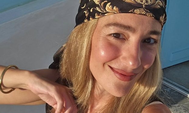 Μποφίλιου: Η επιτομή της κομψότητας! Από την παραλία μέχρι τα μπαράκια «κέρασε» summer στιγμές