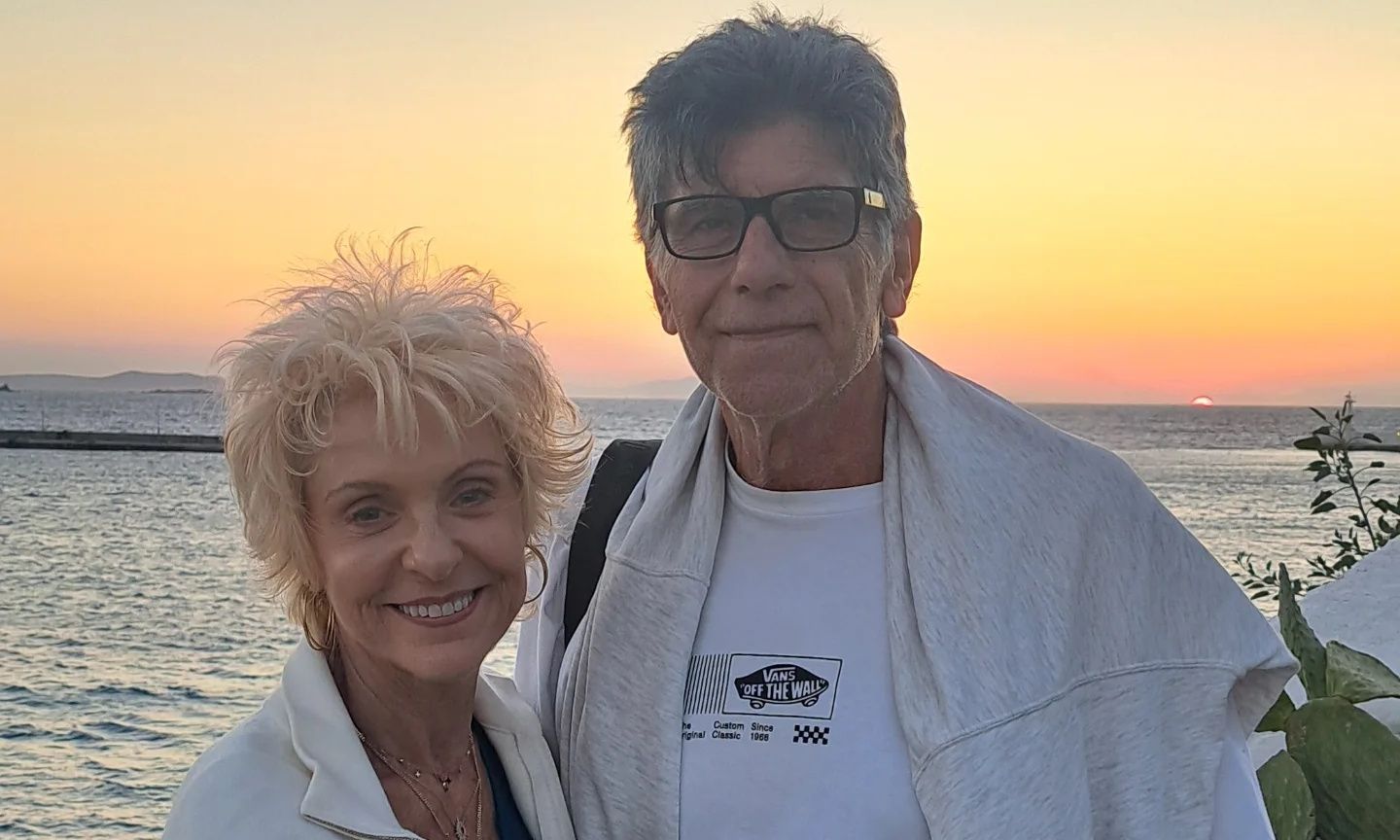 Ναταλία Τσαλίκη: Πόζαρε αγκαλιά με τον Γιάννη Μπέζο και αποχαιρέτησε το καλοκαίρι