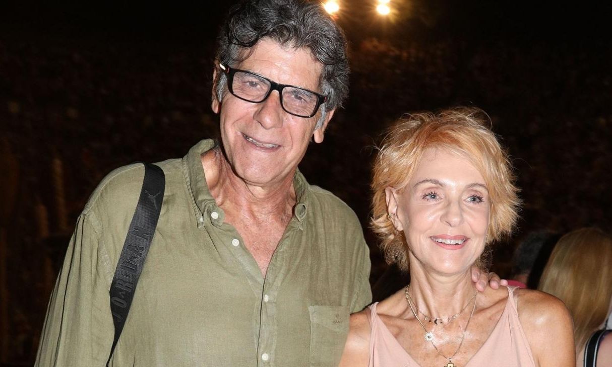 Ναταλία Τσαλίκη - Γιάννης Μπέζος: Η σπάνια φωτό τους! Αγκαλιασμένοι στις διακοπές τους